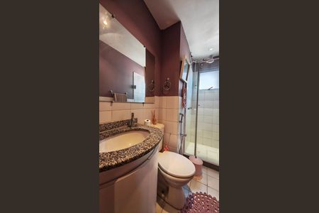 Casa de condomínio para alugar com 180m², 2 quartos e 2 vagas