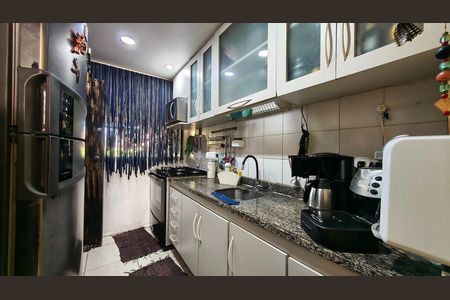 Casa de condomínio para alugar com 180m², 2 quartos e 2 vagas