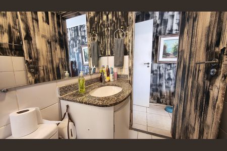 Casa de condomínio para alugar com 180m², 2 quartos e 2 vagas