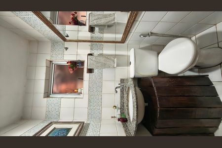 Casa de condomínio para alugar com 180m², 2 quartos e 2 vagas