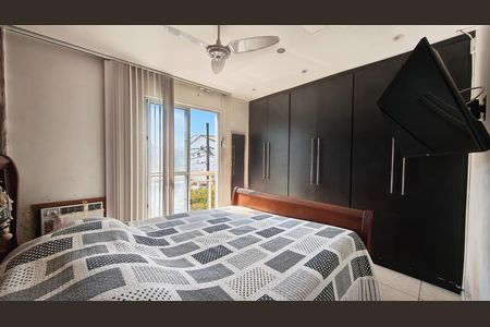 Casa de condomínio para alugar com 180m², 2 quartos e 2 vagas