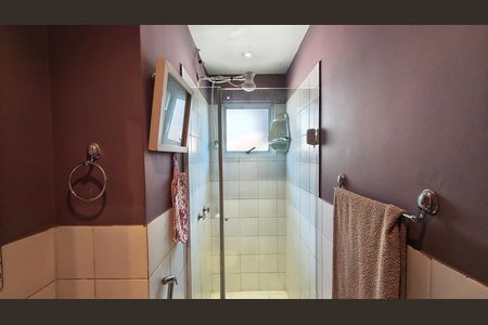 Casa de condomínio para alugar com 180m², 2 quartos e 2 vagas