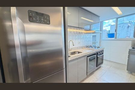 Apartamento à venda com 79m², 2 quartos e 2 vagas