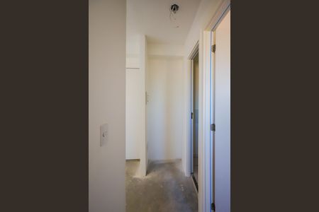 Apartamento à venda com 39m², 2 quartos e sem vaga Apartamento à venda com 39m², 2 quartos e sem vagaCorredor