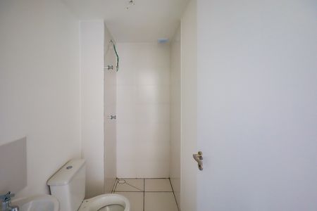 Banheiro de apartamento à venda com 2 quartos, 39m² em Vila Marari, São Paulo
