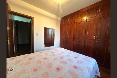 Quarto de casa para alugar com 3 quartos, 100m² em Planalto, Belo Horizonte