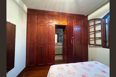 Casa para alugar com 100m², 3 quartos e 1 vagaQuarto