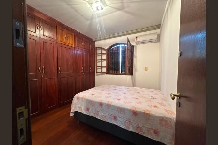Casa para alugar com 3 quartos, 100m² em Planalto, Belo Horizonte