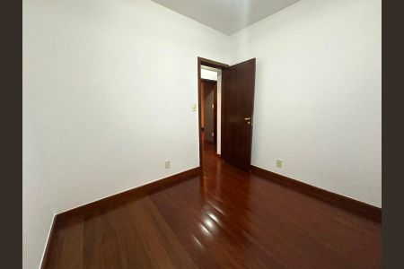 Casa para alugar com 100m², 3 quartos e 1 vagaQuarto