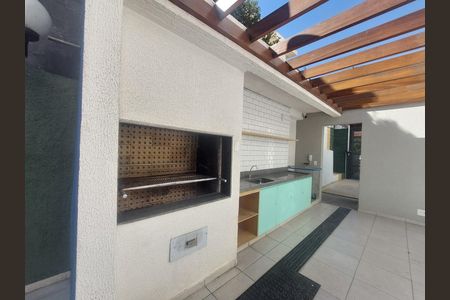 Apartamento à venda com 28m², 1 quarto e sem vaga Apartamento à venda com 28m², 1 quarto e sem vagaÁrea comum - Churrasqueira