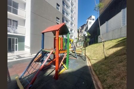 Apartamento à venda com 28m², 1 quarto e sem vaga Apartamento à venda com 28m², 1 quarto e sem vagaÁrea comum - Playground