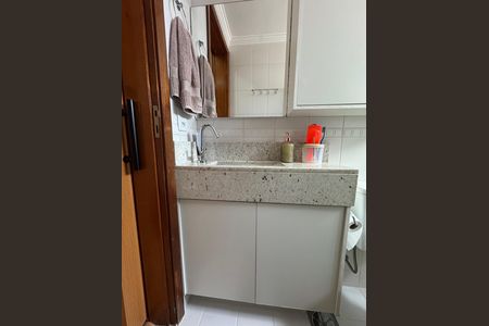 Apartamento à venda com 2 quartos, 56m² em Quadra 301, Brasília