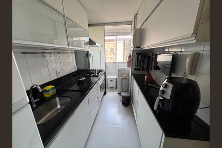 Apartamento à venda com 2 quartos, 56m² em Quadra 301, Brasília