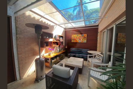 Casa à venda com 4 quartos, 575m² em Campo Belo, São Paulo