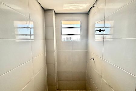 Banheiro  de apartamento à venda com 2 quartos, 44m² em Cidade Patriarca, São Paulo
