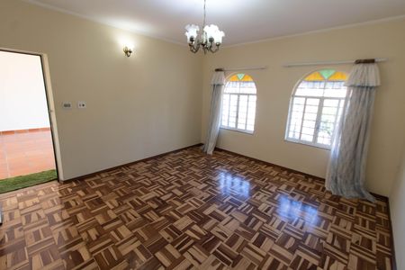 Casa para alugar com 3 quartos, 135m² em Parque Taquaral, Campinas