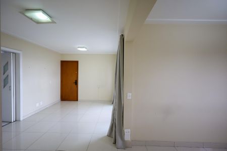 Apartamento para alugar com 82m², 2 quartos e 2 vagasSala 