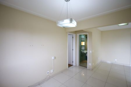 Apartamento para alugar com 82m², 2 quartos e 2 vagasSala 