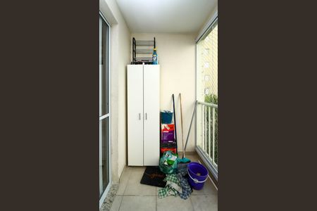 Varanda  de apartamento para alugar com 3 quartos, 68m² em Parque Reboucas, São Paulo