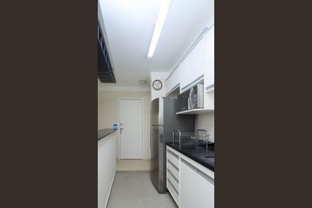 Cozinha de apartamento para alugar com 3 quartos, 68m² em Parque Reboucas, São Paulo
