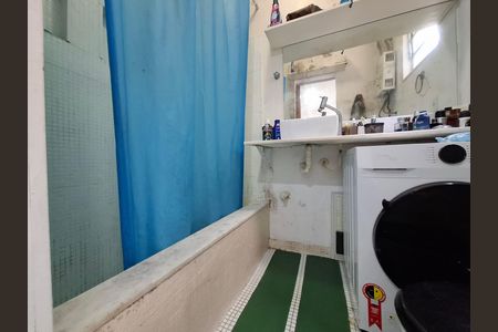Banheiro  de apartamento à venda com 1 quarto, 35m² em Glória, Rio de Janeiro
