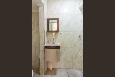 Banheiro  de casa à venda com 1 quarto, 65m² em Bela Vista, Osasco