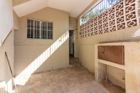 Garagem de casa à venda com 1 quarto, 65m² em Bela Vista, Osasco