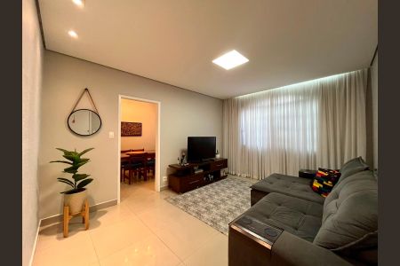 Sala de apartamento à venda com 3 quartos, 110m² em Coracao de Jesus, Belo Horizonte
