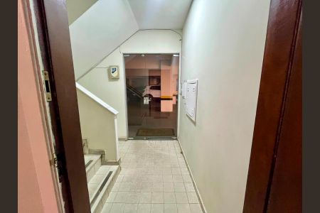 Corredor de apartamento à venda com 3 quartos, 110m² em Coracao de Jesus, Belo Horizonte