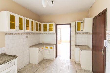 Cozinha e Área de Serviço de apartamento para alugar com 2 quartos, 65m² em Centro, Canoas