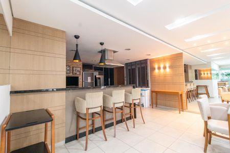 Apartamento para alugar com 103m², 3 quartos e 2 vagas Apartamento para alugar com 103m², 3 quartos e 2 vagasÁrea comum - Salão de festas