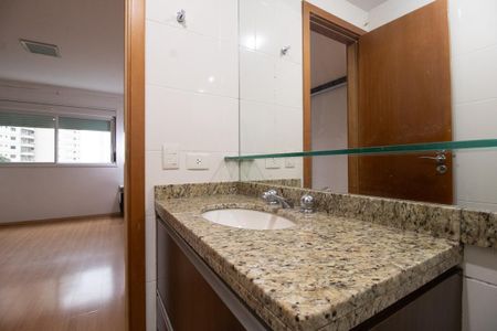 Apartamento para alugar com 103m², 3 quartos e 2 vagas Apartamento para alugar com 103m², 3 quartos e 2 vagasBanheiro da Suíte