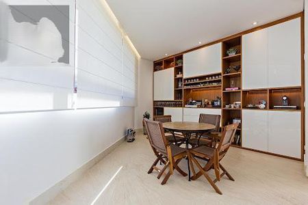 Casa à venda com 4 quartos, 520m² em Colinas da Anhanguera, Santana de Parnaíba