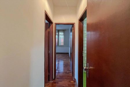 Corredor de apartamento para alugar com 2 quartos, 90m² em São Lucas, Belo Horizonte