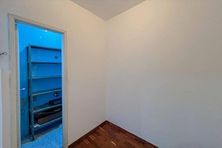 Quarto de apartamento para alugar com 2 quartos, 90m² em São Lucas, Belo Horizonte