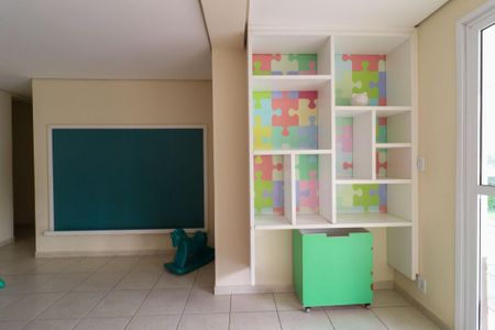 Apartamento para alugar com 3 quartos, 115m² em Vila Brandina, Campinas