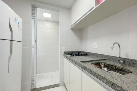 Cozinha de casa de condomínio para alugar com 1 quarto, 34m² em Km 18, Osasco