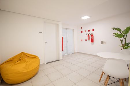 Área comum de casa de condomínio para alugar com 1 quarto, 34m² em Km 18, Osasco
