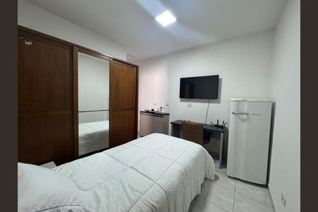 Quarto de kitnet/studio para alugar com 1 quarto, 14m² em Presidente Altino, Osasco