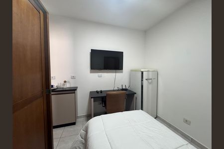 Quarto de kitnet/studio para alugar com 1 quarto, 14m² em Presidente Altino, Osasco