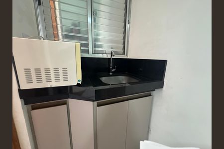 Cozinha de kitnet/studio para alugar com 1 quarto, 14m² em Presidente Altino, Osasco