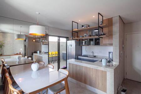 Apartamento à venda com 119m², 3 quartos e 3 vagas Apartamento à venda com 119m², 3 quartos e 3 vagasCozinha