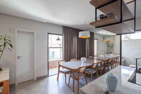 Apartamento à venda com 119m², 3 quartos e 3 vagas Apartamento à venda com 119m², 3 quartos e 3 vagasCozinha
