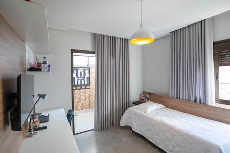 Apartamento à venda com 119m², 3 quartos e 3 vagas Apartamento à venda com 119m², 3 quartos e 3 vagasQuarto 2
