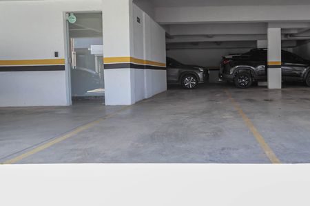 Garagem de apartamento à venda com 3 quartos, 119m² em Pampulha, Belo Horizonte