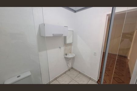 Banheiro de casa para alugar com 1 quarto, 50m² em Vila Cruzeiro, São Paulo