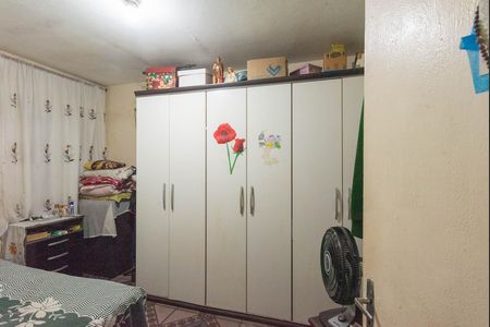Casa à venda com 378m², 3 quartos e 3 vagas Casa à venda com 378m², 3 quartos e 3 vagasQuarto 2