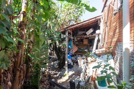 Casa à venda com 378m², 3 quartos e 3 vagas Casa à venda com 378m², 3 quartos e 3 vagasCasa 3- Quintal