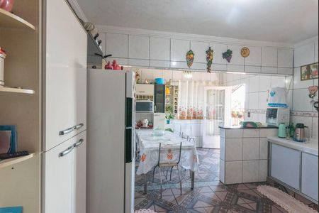 Casa à venda com 378m², 3 quartos e 3 vagas Casa à venda com 378m², 3 quartos e 3 vagasCozinha