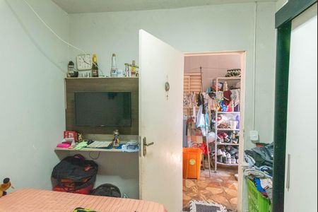 Casa à venda com 378m², 3 quartos e 3 vagas Casa à venda com 378m², 3 quartos e 3 vagasQuarto 3